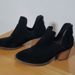 Blondo Neda Black Ankle Suede Open Ankle Boots With Back Zipper Size 8.5